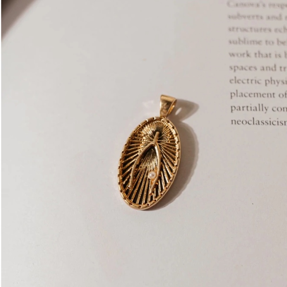 Lucky Wishbone Pendant Gold w/Pearl